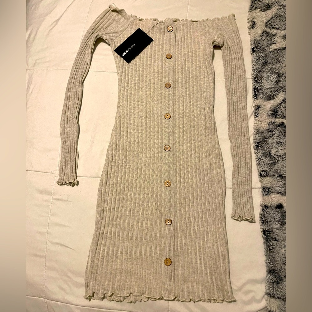 NWT-Fashion Nova-women’s stretchy ribbed mini dress. Off shoulder. SZ-M.